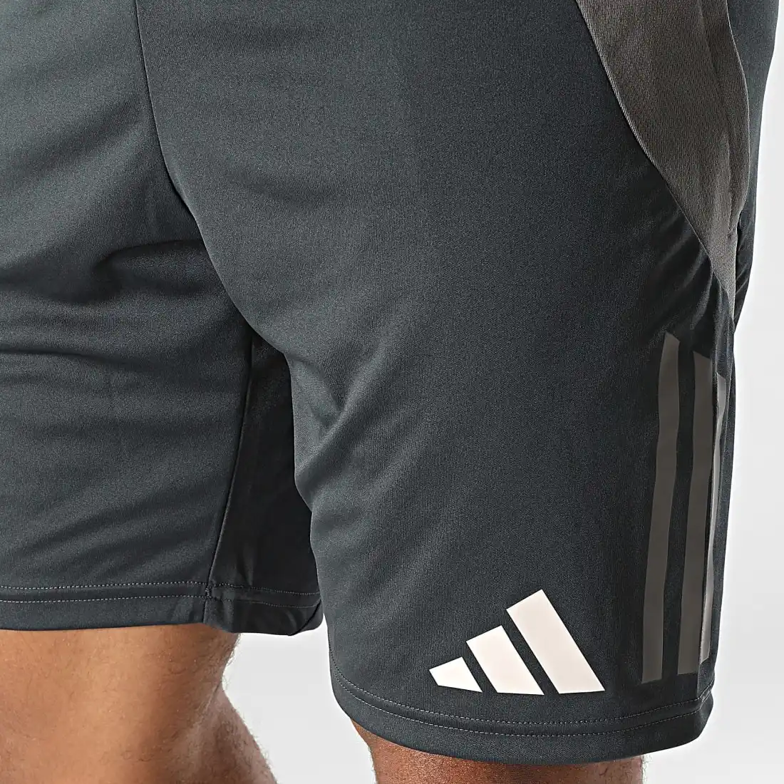 Short ADIDAS Jogging Real Madrid - Gentel Grab الجزائر