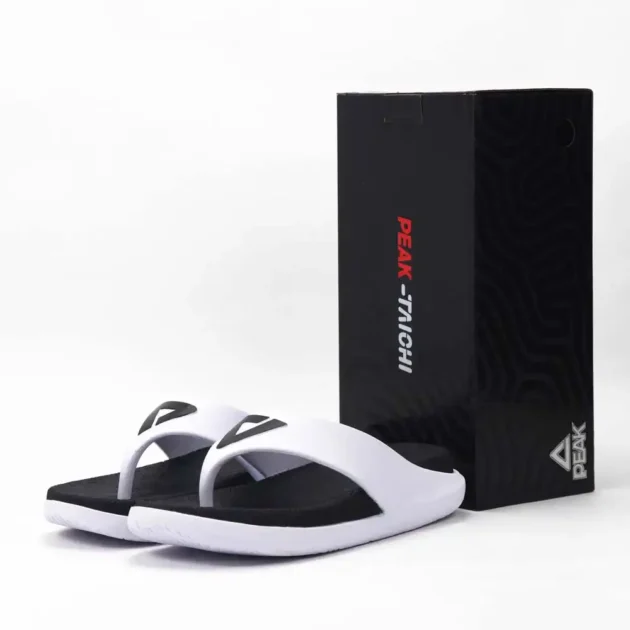 Peak Taichi Flip Flops - Gentel Grab الجزائر